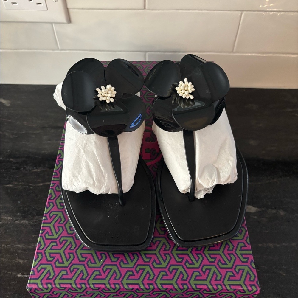 NIB Tory Burch Flower Jelly TPU Sandals - Picture 3 of 8